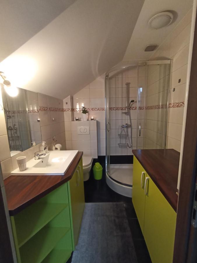 Appartement Apartament Idylla à Kudowa-Zdrój Extérieur photo